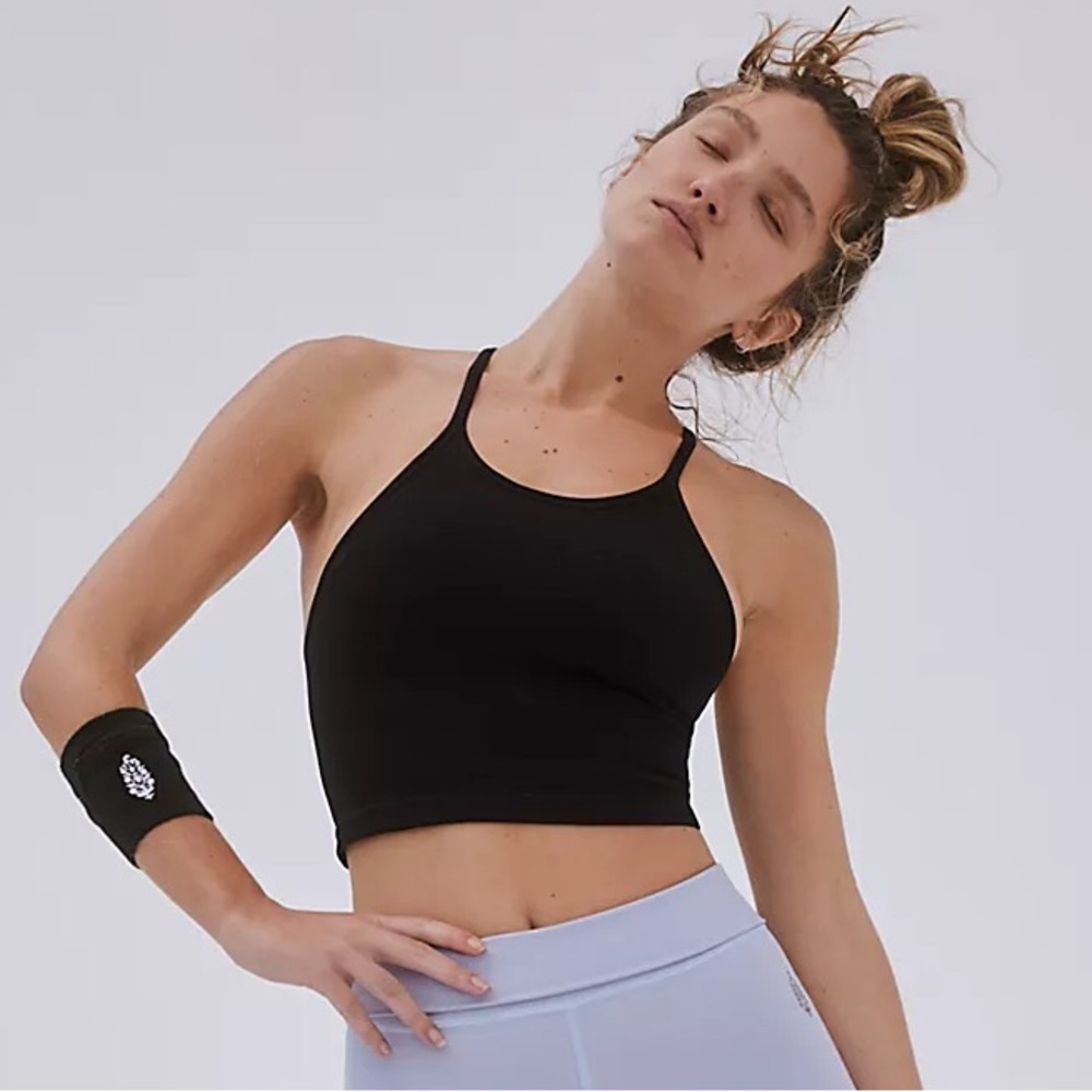 NWT Happiness Runs Crop Tank